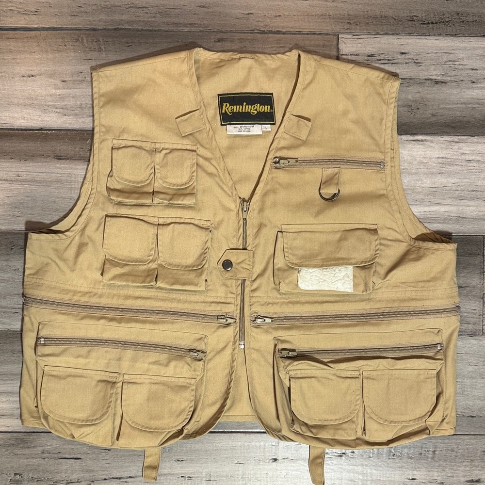 NWOT Remington Vest Men Hunting Multi-Pocket Fly Fishing Tan Khaki Full Zip